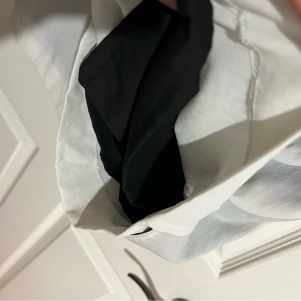 O’2nd light grayish pants - Picture 4 of 6